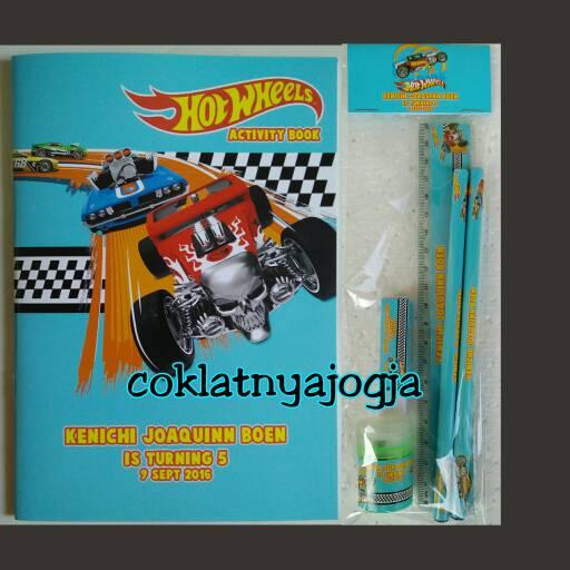 Gambar Set Buku & Alat Tulis Tema Hotwheels dari coklatnyajogja undefined Tokopedia