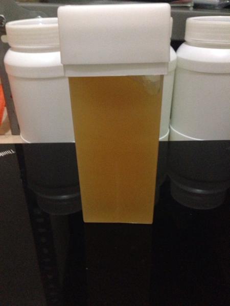 Gambar lem waxing roll on dari Cempaka Jakarta undefined Tokopedia