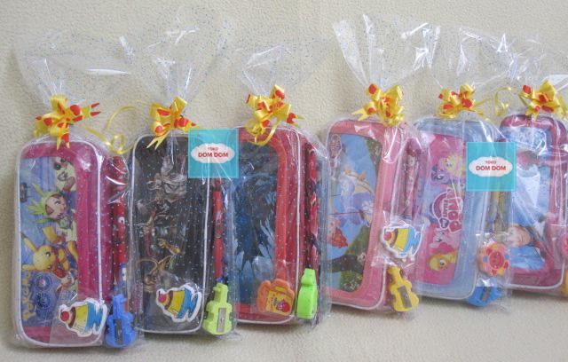 Gambar Bingkisan Souvenir Paket Alat Tulis Anak Grosir untuk Hadiah dari Toko DomDom undefined Tokopedia