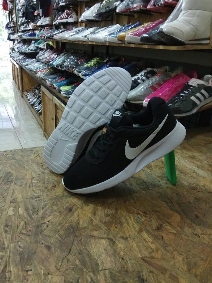 sepatu nike made in indonesia