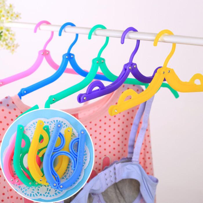 Gambar Gantungan Baju Lipat Travel Hanger Multifungsi dari NEW HOUSE of BAMBOE undefined Tokopedia