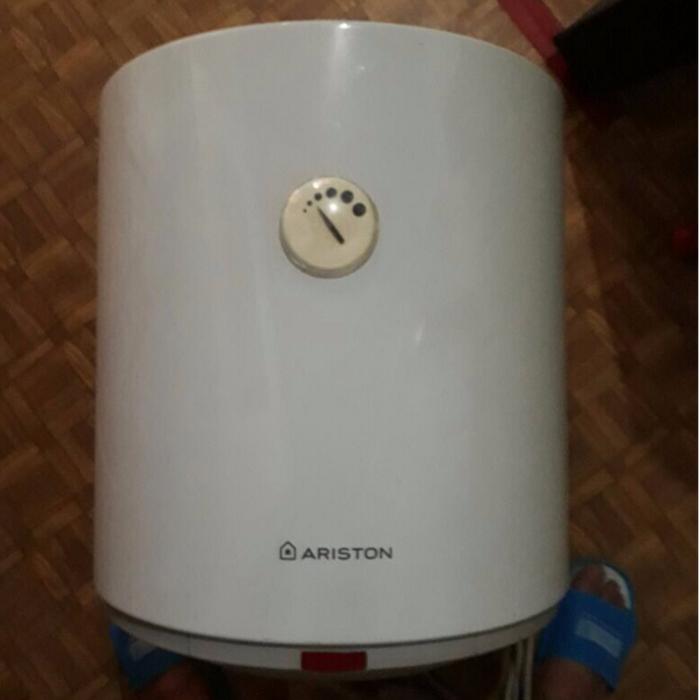 Jual Water Heater Ariston Pemanas Air Mandi 50 Liter Kota Bekasi Fany Distributor Tokopedia