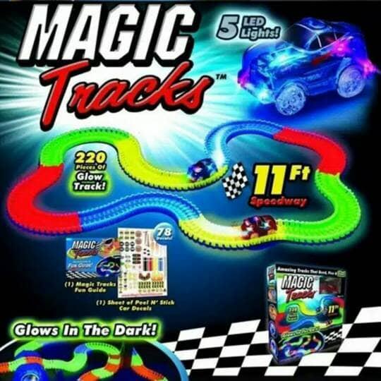Mainan Mobil Magic Tracks Glows In The Dark