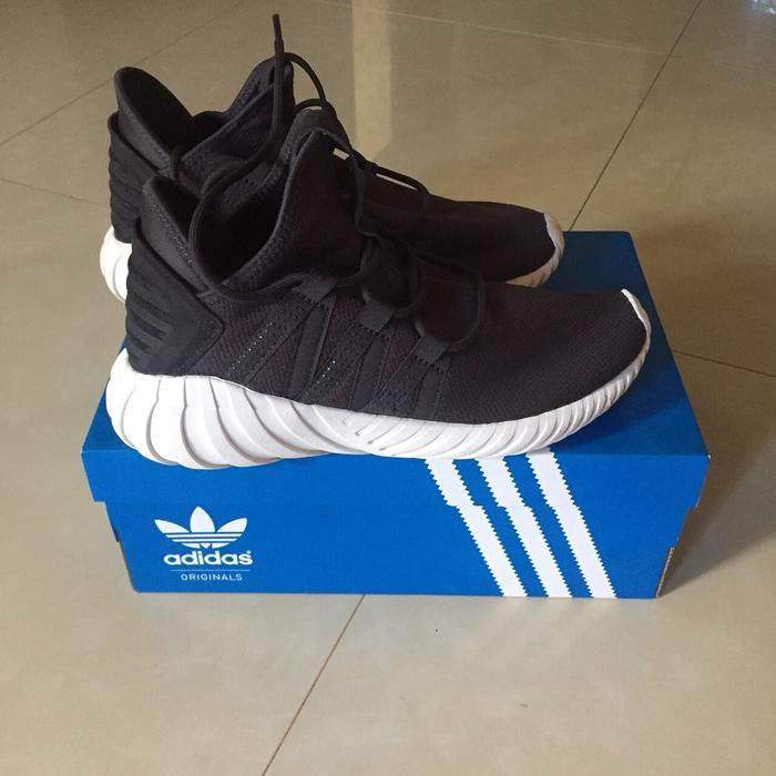 Adidas tubular dawn sales black