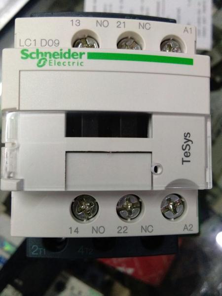 Gambar KONTAKTOR CONTACTOR LC1D09 SCHNEIDER 220V 110V 380V dari Plasma electric undefined Tokopedia