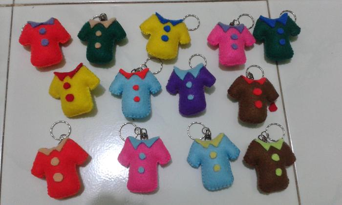 Jual Gantungan Kunci Bentuk Baju Dari Kain Flanel Kab Batang Yuwi Gallery Tokopedia