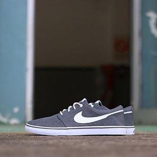 Jual NIKE SB SOLARSOFT PORTMORE \