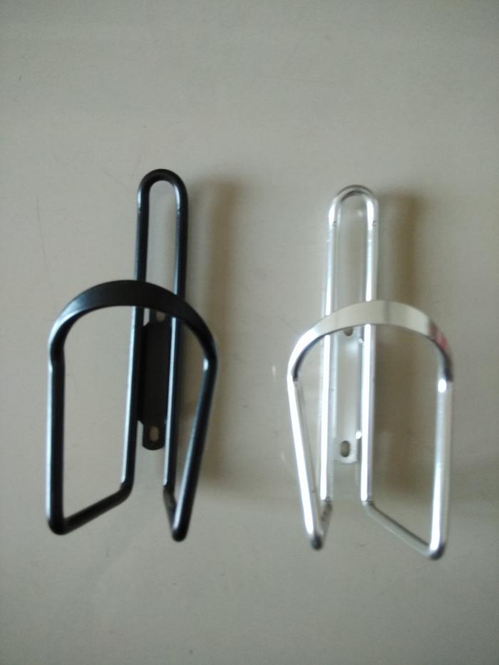 Gambar Bottle Cage/Tempat Botol Minum sepeda dari iSpeda Bike Shop undefined Tokopedia