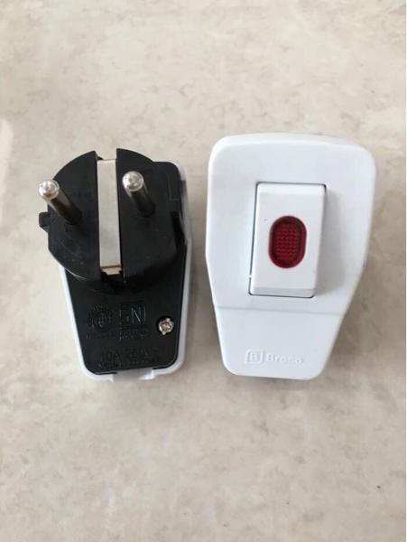 Jual steker lampu broco / steker switch on off broco - Jakarta Timur ...