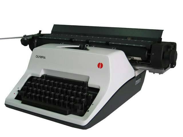 Jual Olympia Sg 3 18 Inch Size A3 Mesin Tik Ketik Manual Typewriter Jakarta Utara Online Kios Tokopedia