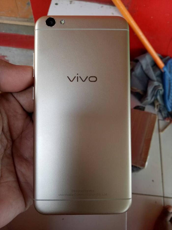 Jual Vivo V5 Lite Gold Like New Batangan Kota Banjar Vendy Online Phone Cell Tokopedia