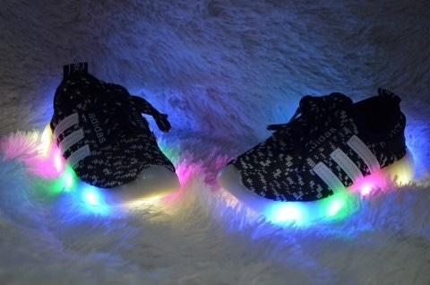 Jual sepatu anak lampu premium adidas yeezy boost keren lampu