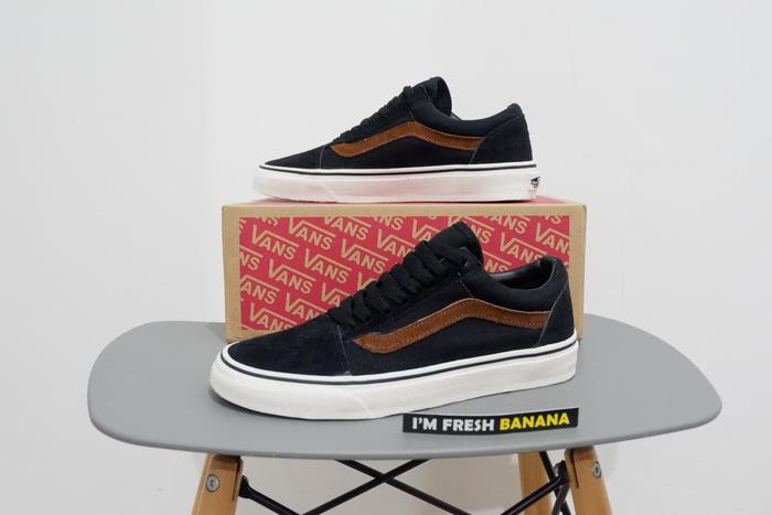 black vans with brown
