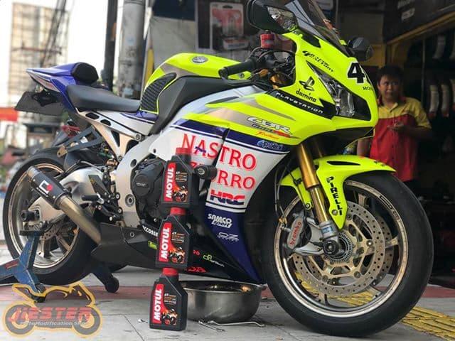 Jual Oli Motul 7100 Sae 10w 60 Jakarta Barat Jiester Motomodification Tokopedia