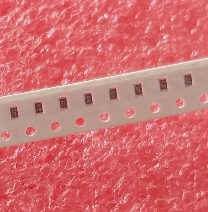 Gambar Resistor SMD 0805 22 KiloOhm 22K 22 K per 10 pcs dari JayaTronik Smg undefined Tokopedia