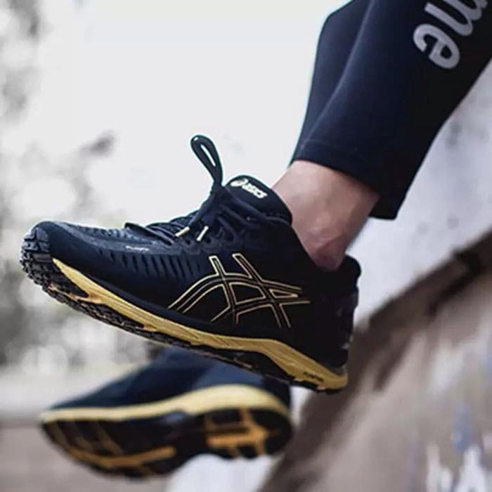 asics meta run