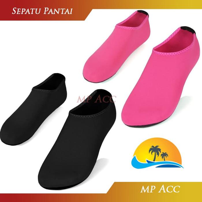 Gambar Sepatu Pantai Surfing Snorkel Not Dive Slip On Beach Shoes - M dari FavoritMurah undefined Tokopedia