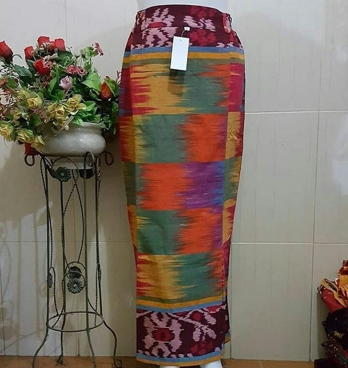 Model Model Rok Tenun Jual rok tenun pelangi model span - Kab. Jepara - baju dan kain tenun ...