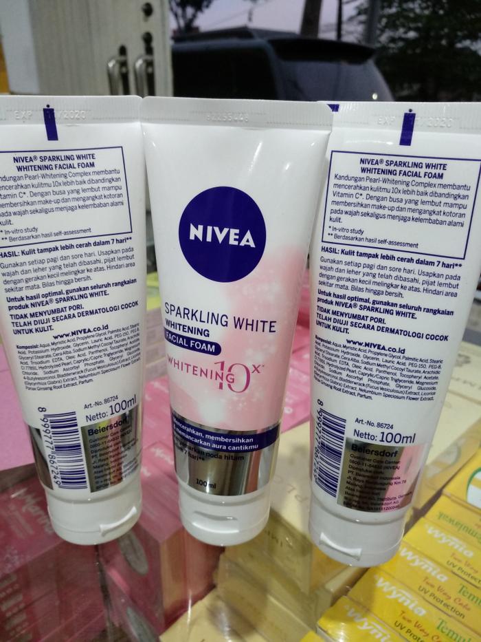 nivea facial foam sparkling white