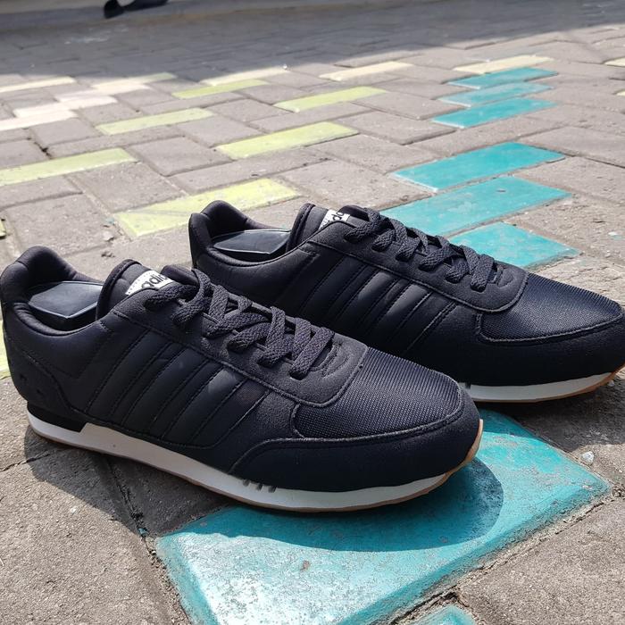 adidas neo city racer original Hitam, 41