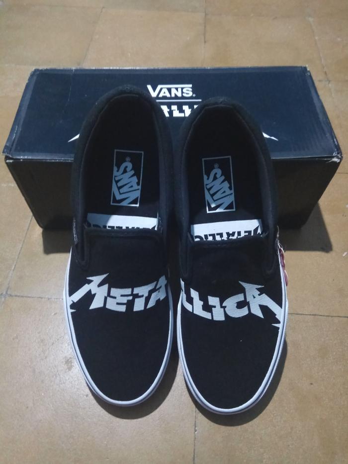Vans X Metallica Slip On Jual Vans X Metallica Slip On Gresik