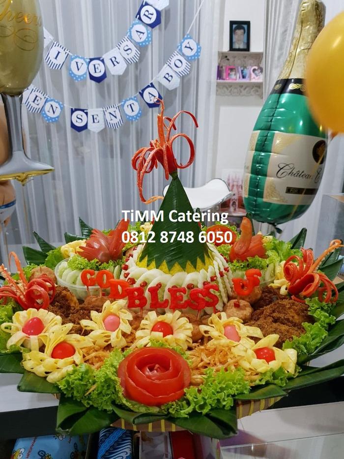 Gambar Nasi Tumpeng Kuning 15 org (50cm) - LIWET dari TiMM Catering undefined Tokopedia