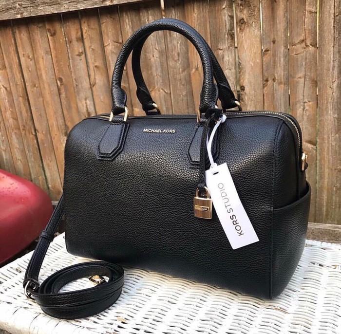 michael kors black mercer bag