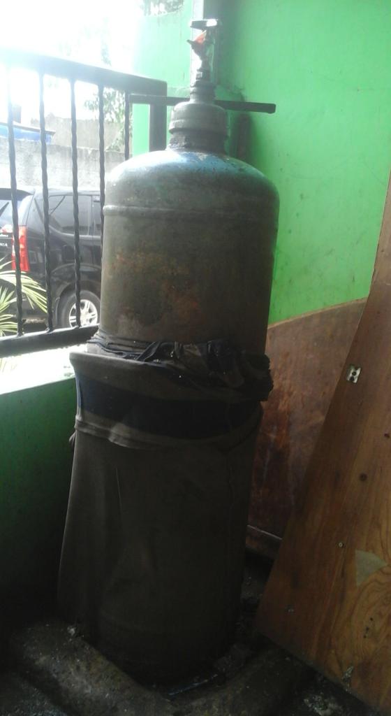 Gambar TABUNG GAS HELIUM dari balon terbang gas..bmj undefined Tokopedia