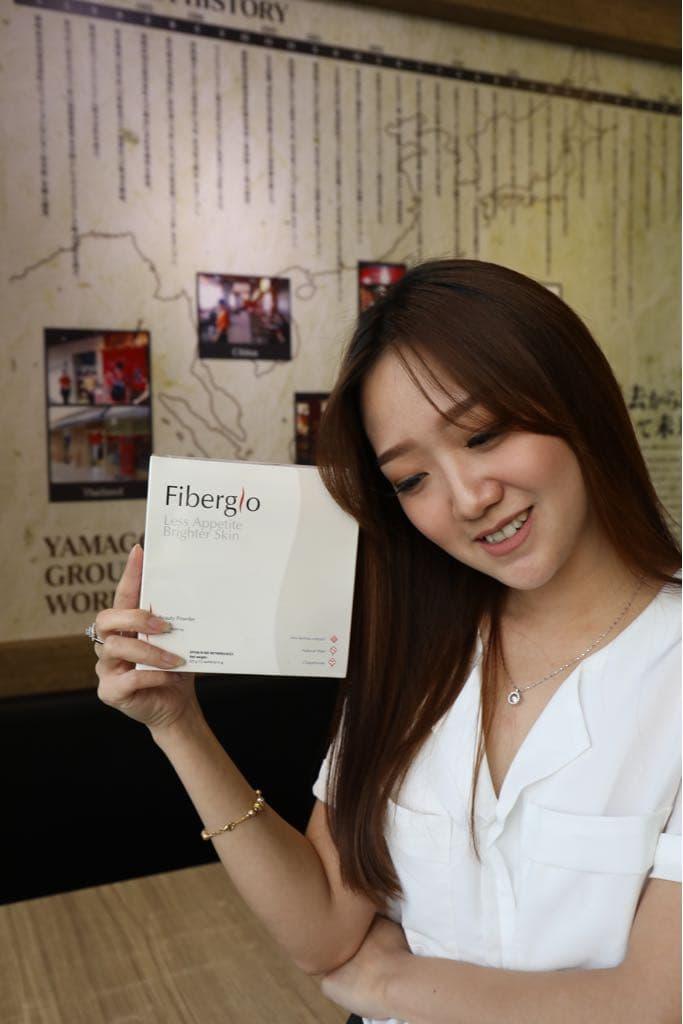 Gambar Fiberglo Minuman Obat Pelangsing Tubuh Dan Pemutih Kulit Herbal Aman dari Pabrik MLM undefined Tokopedia
