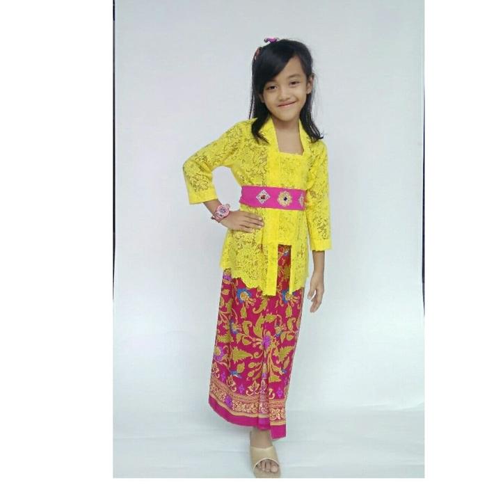 Gambar Kebaya Anak Brokat Usia 6 - 7 Tahun - Kuning dari Sukawati Grosir undefined Tokopedia