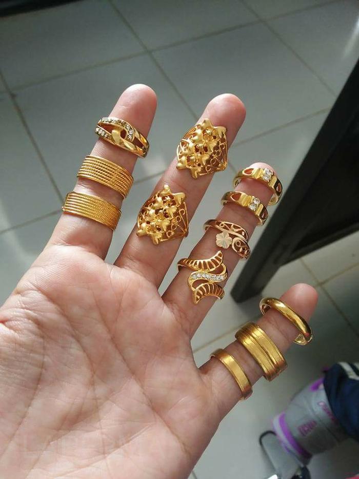 Gambar cincin mas sepuhan 24 karat atau replika emas dari LAPERMA undefined Tokopedia