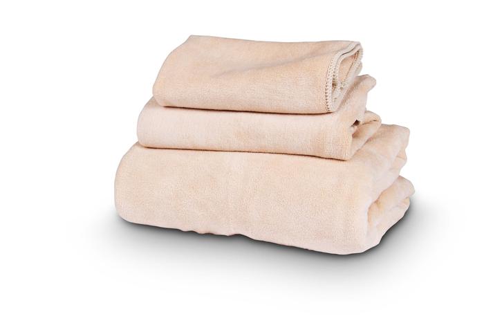 Gambar Handuk Mandi Microfiber 70 cm X 140 cm Cream Bath Towel dari Rivendell ID undefined Tokopedia