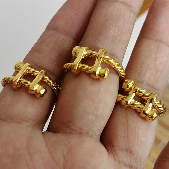 Jual Cincin Lilit Kait Lapis Emas 24k Jakarta Timur Triska Olshop Tokopedia