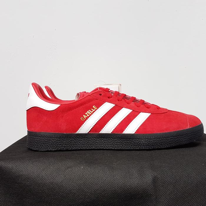 Jual Adidas Gazelle red white colorway 