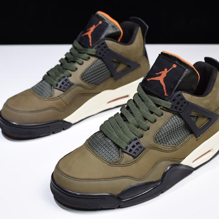 nike undefeated 4