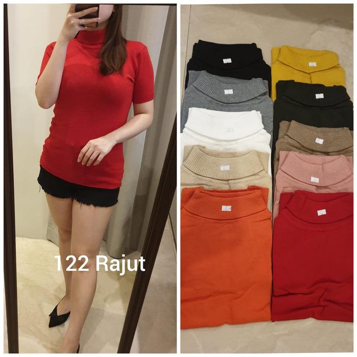 Gambar atasan kerah tinggi tangan pendek fashion wanita rajutan import - Putih dari Chrystaline undefined Tokopedia