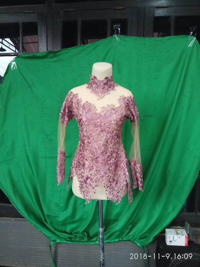 Gambar kebaya brokat tempel soft UNGU / kebaya wisuda / kabaya pengantin dari ANA OnlineShop undefined Tokopedia