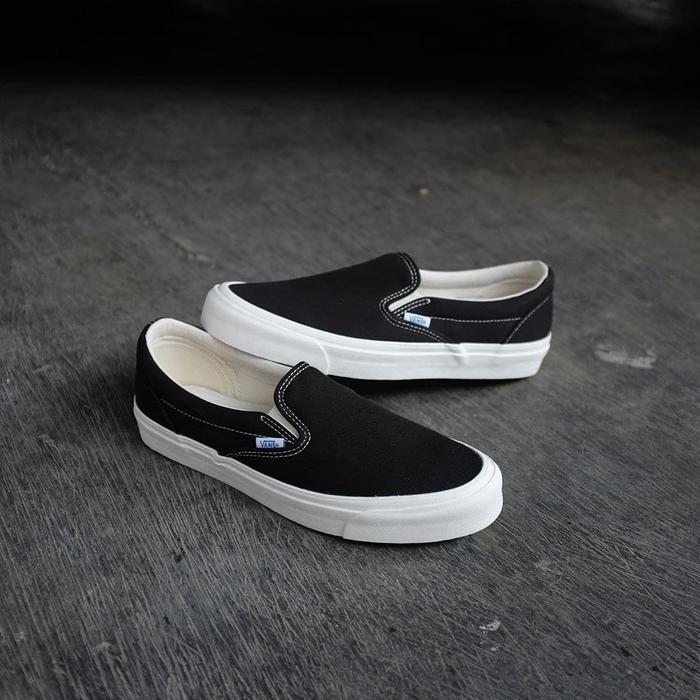 vans platform triple black