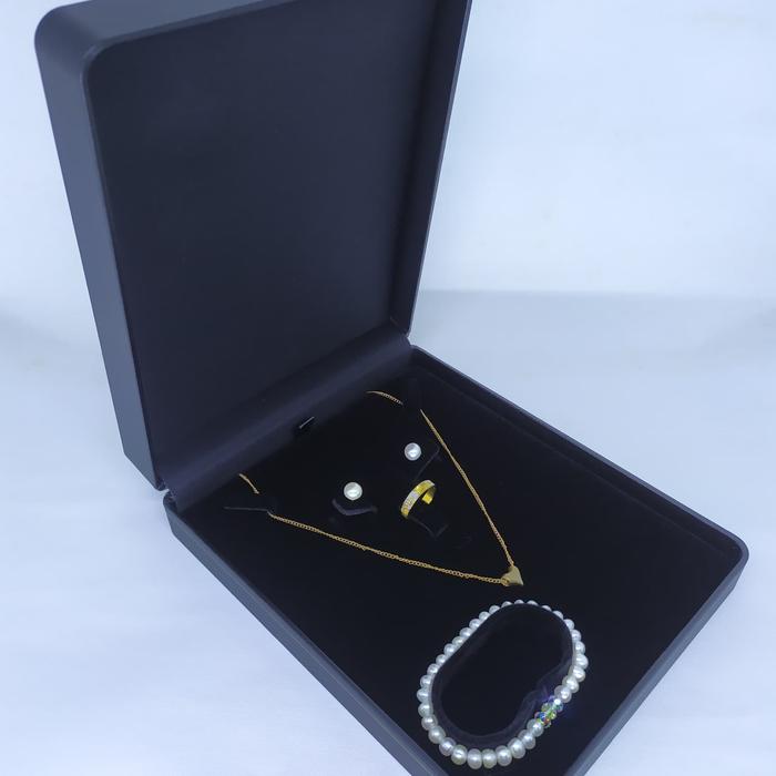 Gambar KOTAK SET BESAR HITAM CS27NER+BR/ KOTAK PERHIASAN / JEWELLERY BOX - Hitam dari Universal_Box undefined Tokopedia