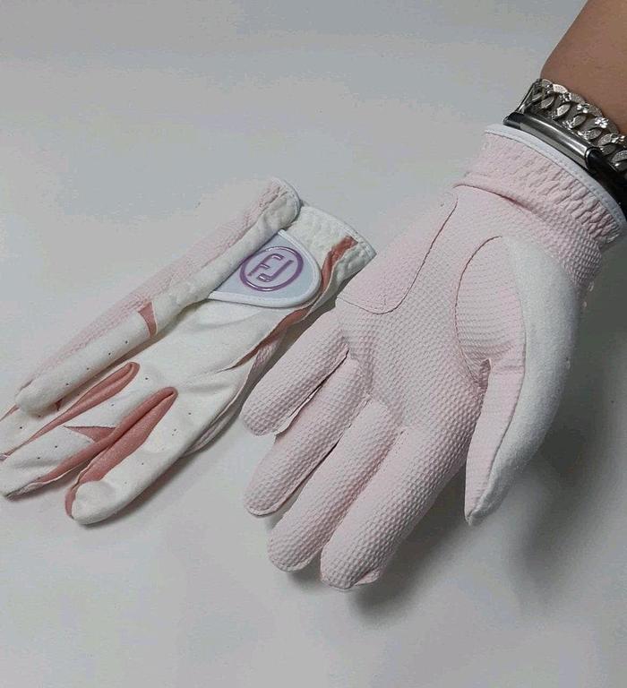 Gambar Sarung Tangan Golf Junior Dan Ladies dari kelsie monata undefined Tokopedia