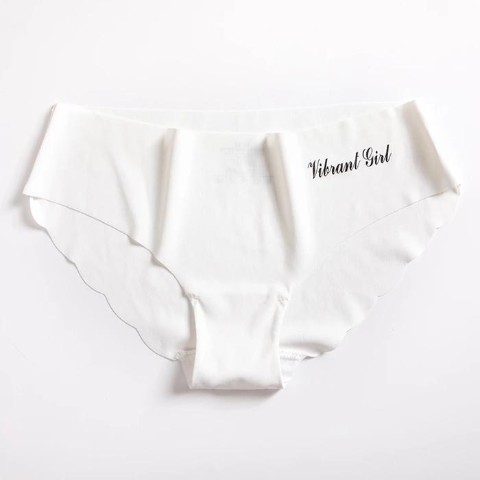 Gambar CELANA DALAM WANITA PREMIUM UNDERWEAR SEAMLESS PANTIES - Putih, M dari ddairy undefined Tokopedia