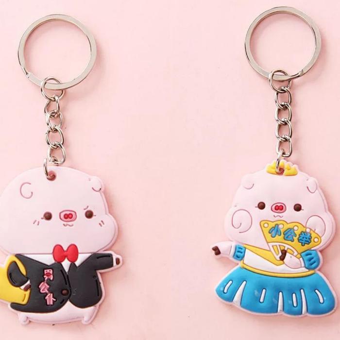 Gambar Gantungan Kunci Karakter Random Keychain Souvenir Married - Piggy dari allshopexpress undefined Tokopedia