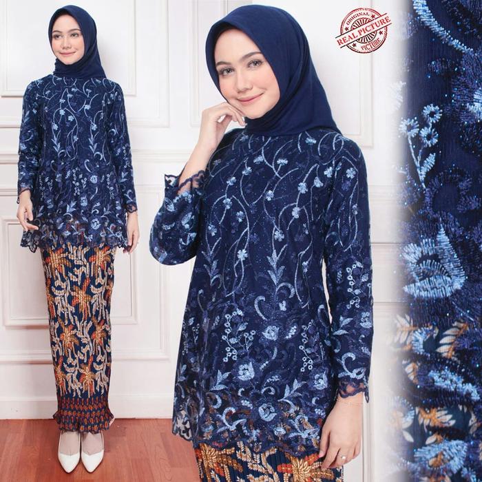 Jual SET KEBAYA PLISKF AT KEBAYA PESTA ROK BATIK KEBAYA