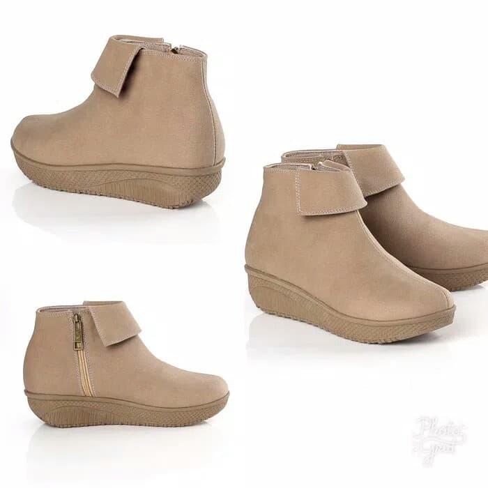 Gambar sepatu boots wanita model terbaru - Cokelat Tua, 36 dari Toko sella90 undefined Tokopedia