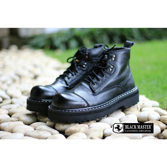 Gambar Sepatu Black Master New Underground Super Boots Kulit Pria Original - Hitam, 39 dari ROSH Footwear undefined Tokopedia