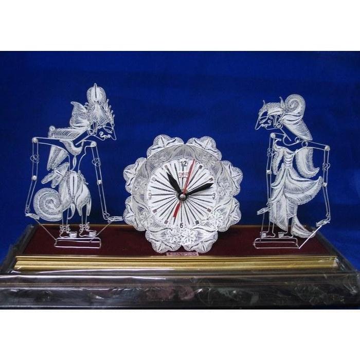 Gambar Hiasan Jam Wayang Rama Shinta Khas Kerajinan Perak Kotagede Yogyakarta dari KotagedeSilver undefined Tokopedia