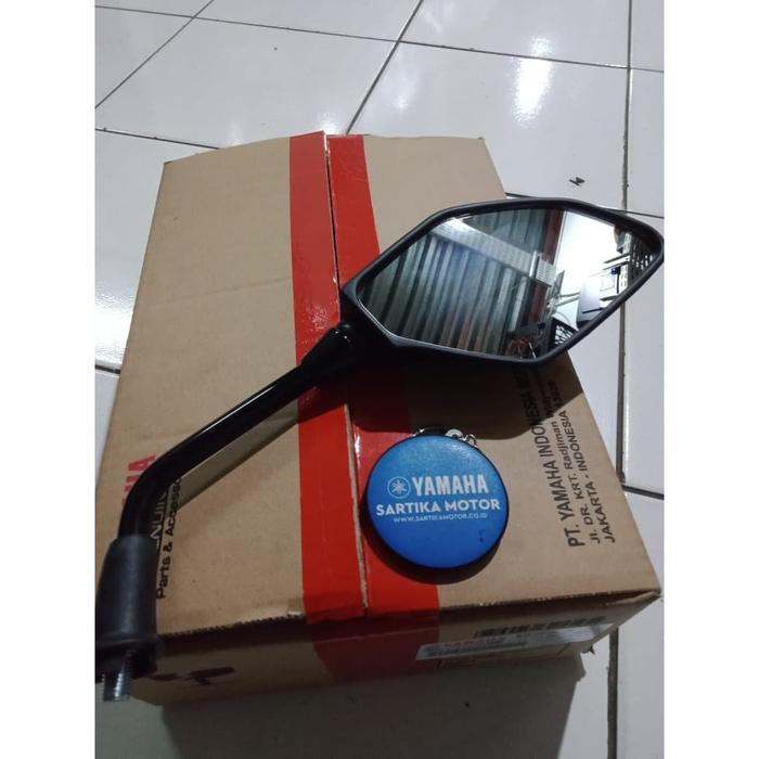Gambar Original Rear View Mirror Assy (Spion Kanan) Yamaha Xmax dari Sartika Motor Otista undefined Tokopedia