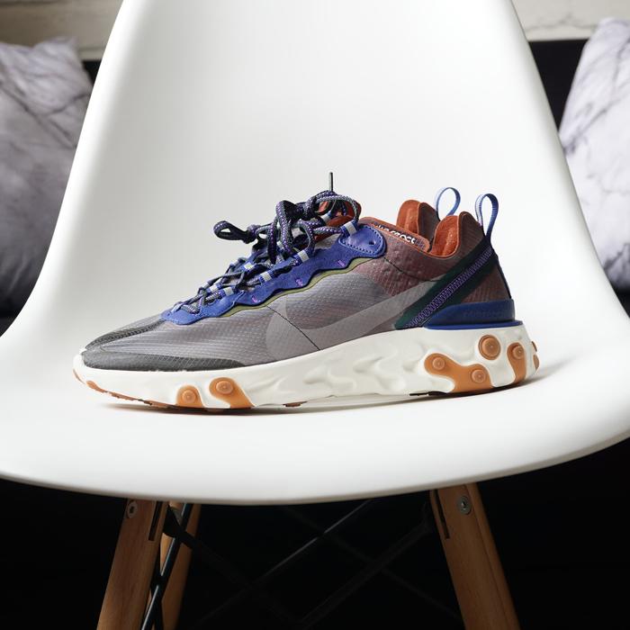 Nike react best sale element dusty peach