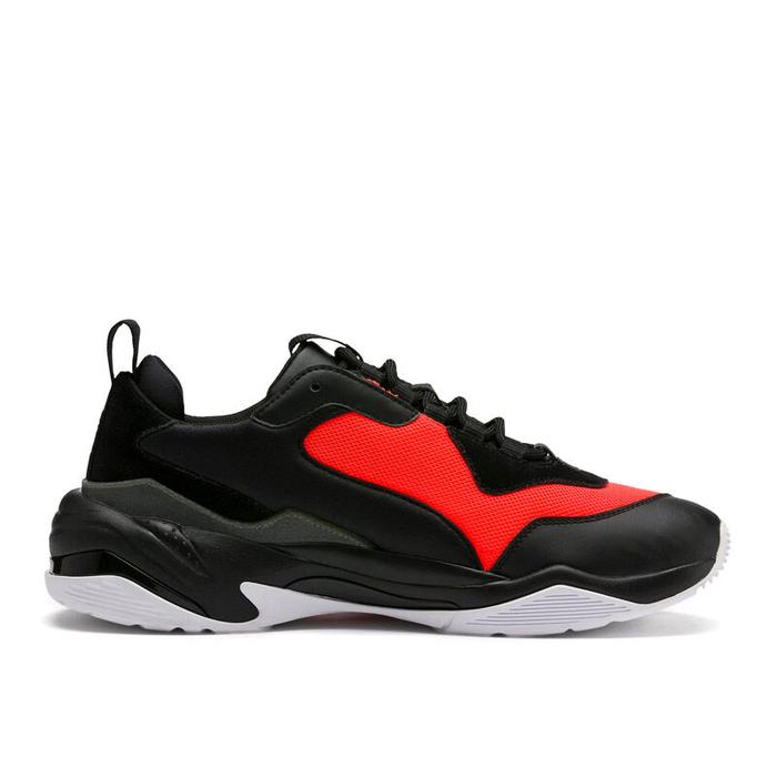 Gambar Sepatu Sneakers Pria PUMA Thunder Fashion 2.0 Hypebeast Black Red Ori - Hitam dari WIRCR7 STORE undefined Tokopedia