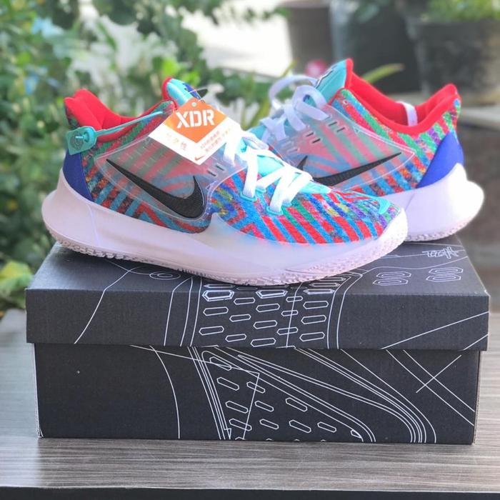 kyrie 2 aqua